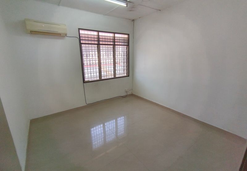 Oug 2 Storey Terrace Biggest Layout For Rent