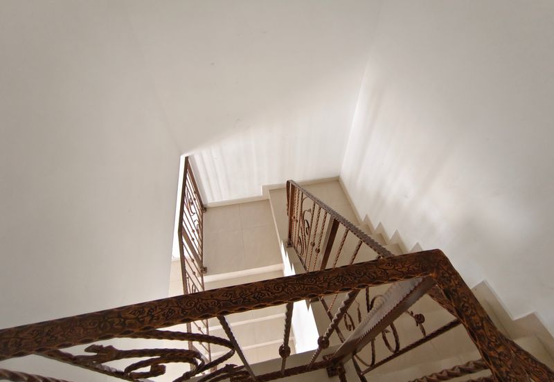 Oug 2 Storey Terrace Biggest Layout For Rent