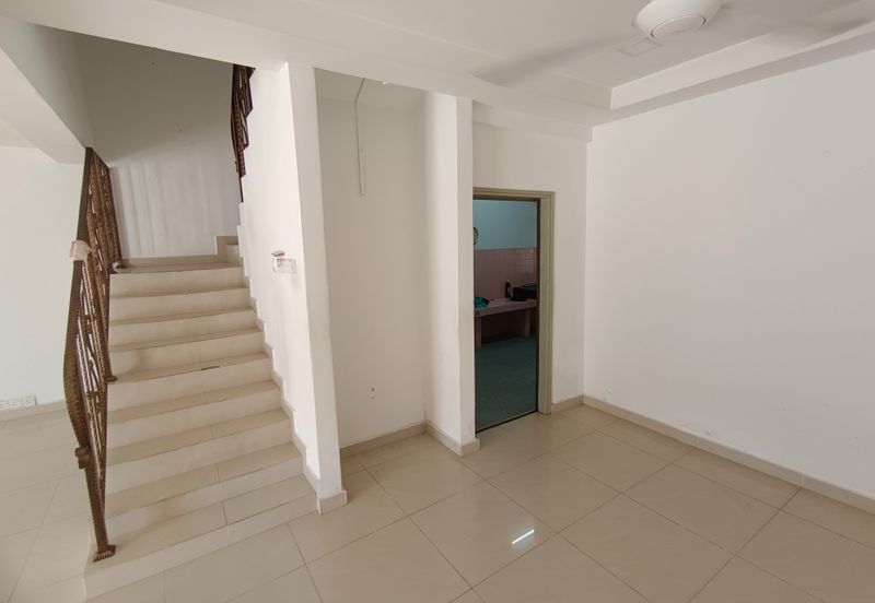 Oug 2 Storey Terrace Biggest Layout For Rent
