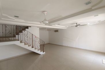 Oug 2 Storey Terrace Biggest Layout For Rent