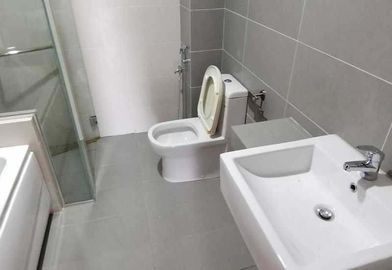 Oug/Happy Garden New Gated Guarded 4.5 Storey Terrace House For Rent