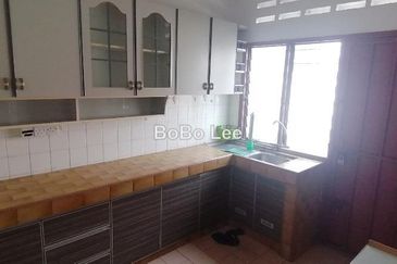 Oug 2 Storey Terrace Basic House For Sale