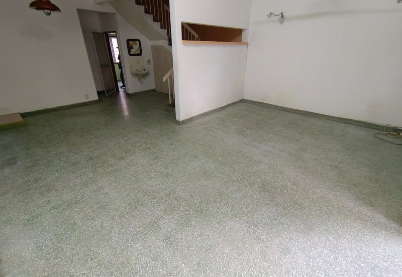 Oug 2 Storey Terrace Basic House For Sale