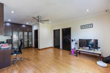 Oug/Taman Yarl 2 Storey Semi D For Sale