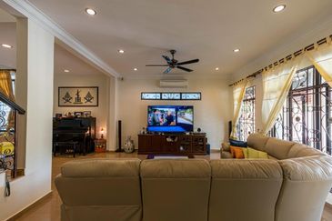 Oug/Taman Yarl 2 Storey Semi D For Sale