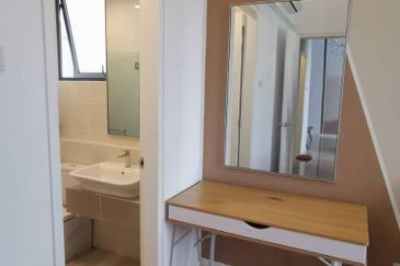 Waltz Residences @ Paradigm Garden City