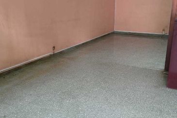 Oug 2 Storey Terrace House For Sale