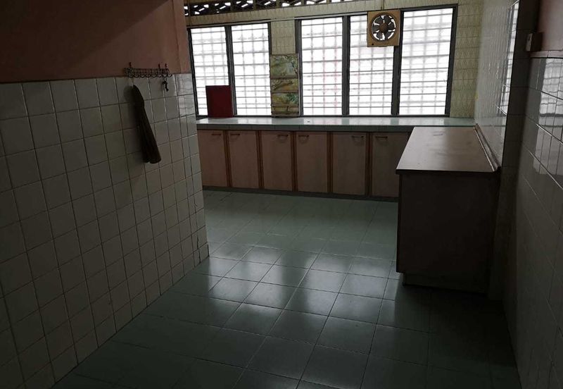 Oug 2 Storey Terrace House For Sale