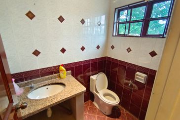 Taman Desa Jalan Kelang Lama 2 Storey Corner Full Furnished Bungalow For Rent