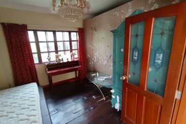 Taman Desa Jalan Kelang Lama 2 Storey Corner Full Furnished Bungalow For Rent