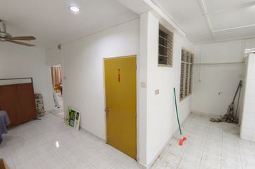 OUG 2 Storey Terrace Biggest Layout For Sale