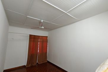 OUG 2 Storey Terrace Biggest Layout For Sale