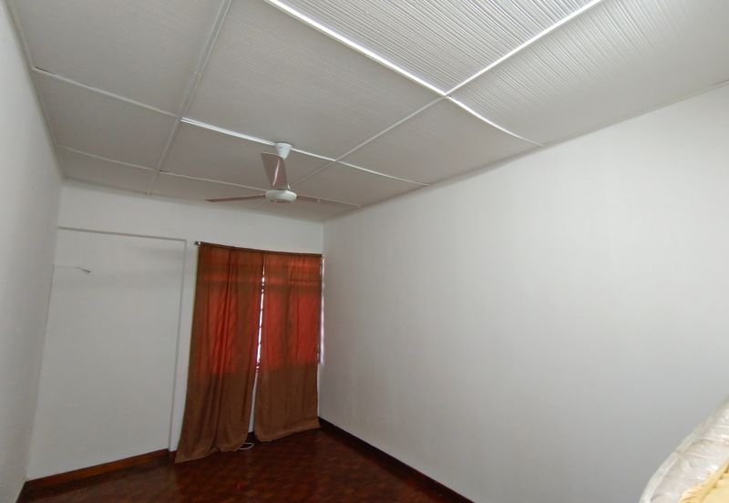 OUG 2 Storey Terrace Biggest Layout For Sale