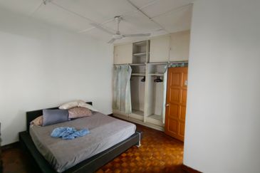 OUG 2 Storey Terrace Biggest Layout For Sale