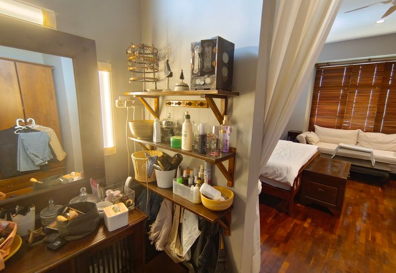 Oug/Taman Yarl 2 Storey Semi D Well Kept House For Sale