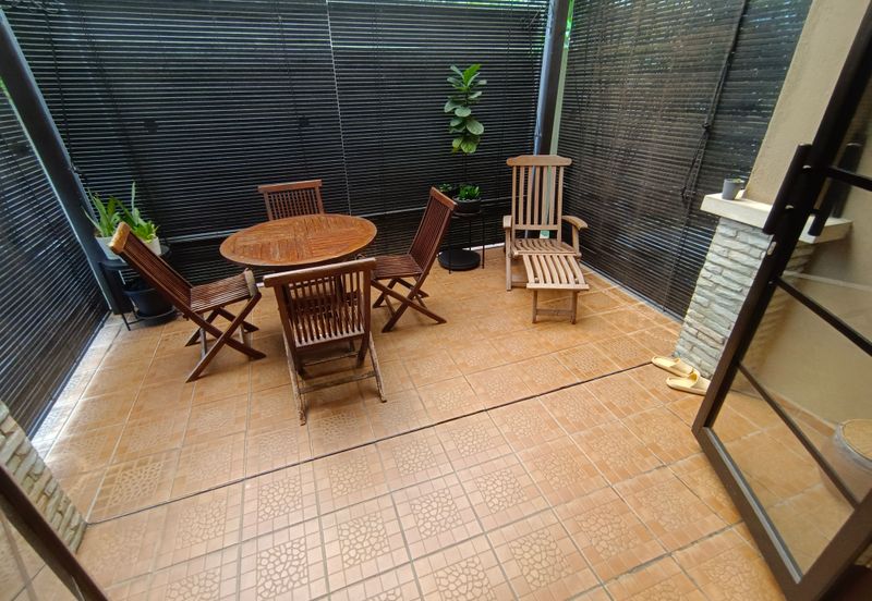 Oug/Taman Yarl 2 Storey Semi D Well Kept House For Sale