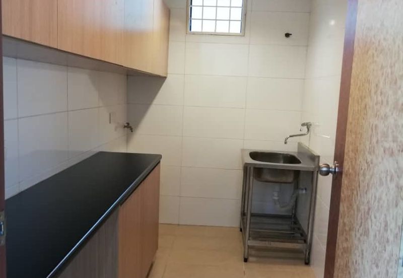 Oug/Taman Yarl Corner 2 Storey Bungalow For Sale