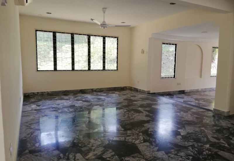 Oug/Taman Yarl Corner 2 Storey Bungalow For Sale