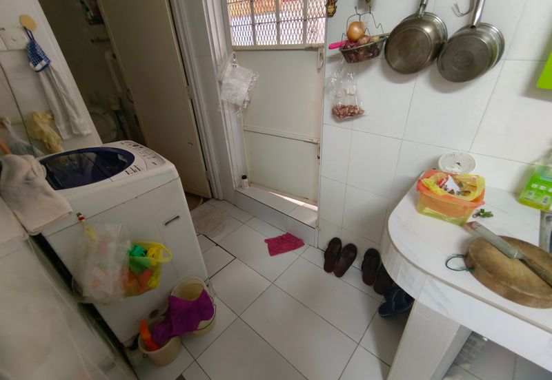 Oug 2 Storey Guarded Terrace House For Sale