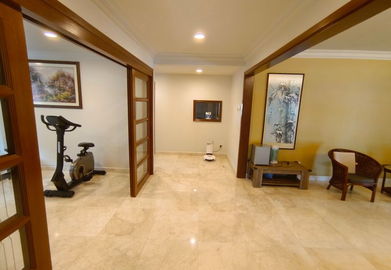 Oug Unique 2 Storey Bungalow For Sale