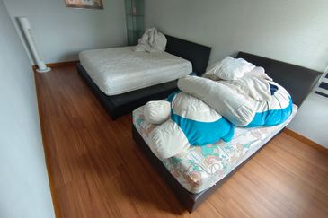 Oug Unique 2 Storey Bungalow For Sale