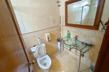 Oug Unique 2 Storey Bungalow For Sale