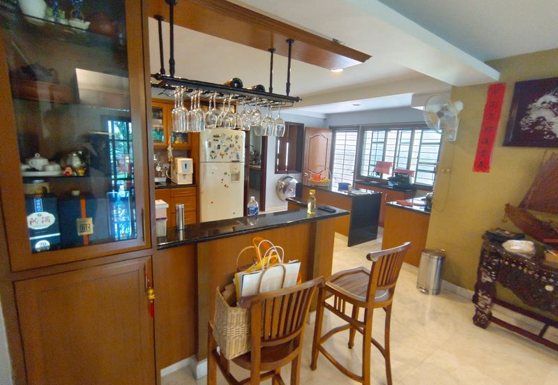 Oug Unique 2 Storey Bungalow For Sale