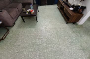 Oug 2 Storey Terrace Basic House For Rent