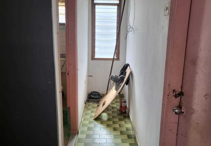 Oug 2 Storey Basic Terrace House For Sale