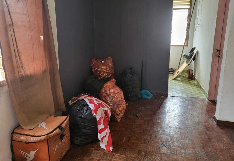 Oug 2 Storey Basic Terrace House For Sale