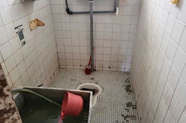 Oug 2 Storey Basic Terrace House For Sale