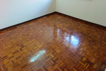 OUG Partial Furnished Terrace House For Sale