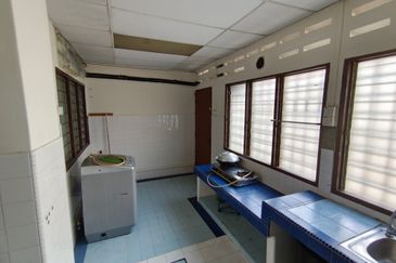 OUG Partial Furnished Terrace House For Sale