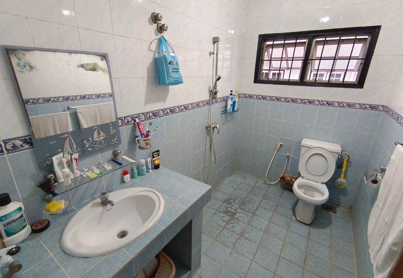 Oug/Tan Yew Lai 4 Storey Semi D Gated Guarded With High Hill View For Sale