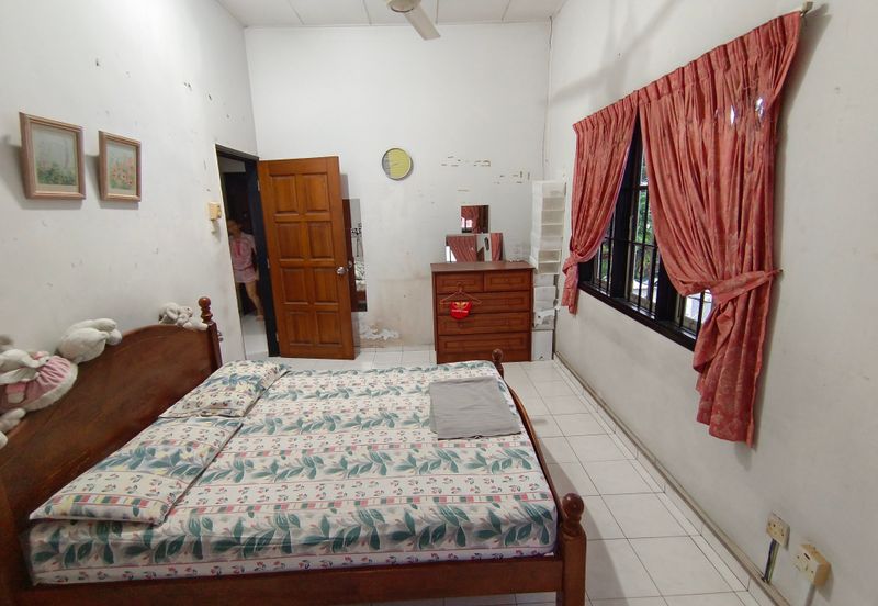 Oug/Tan Yew Lai 4 Storey Semi D Gated Guarded With High Hill View For Sale