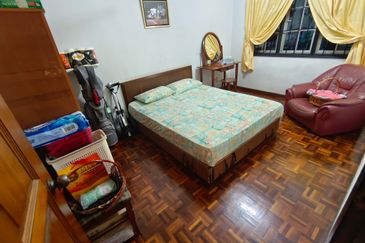 Oug/Tan Yew Lai 4 Storey Semi D Gated Guarded With High Hill View For Sale