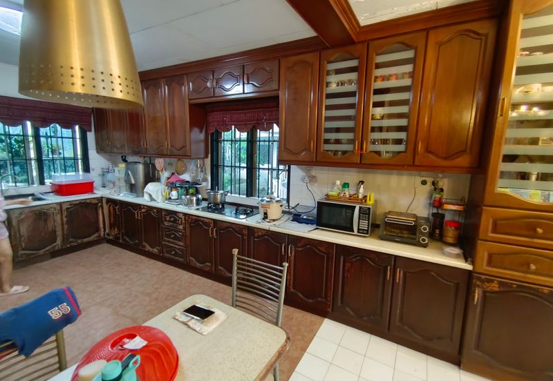 Oug/Tan Yew Lai 4 Storey Semi D Gated Guarded With High Hill View For Sale