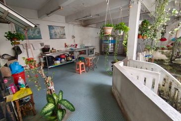 Oug/Tan Yew Lai 4 Storey Semi D Gated Guarded With High Hill View For Sale