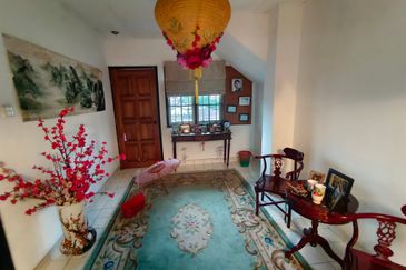 Oug/Tan Yew Lai 4 Storey Semi D Gated Guarded With High Hill View For Sale