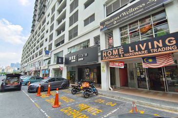 Parklane OUG Service Apartment