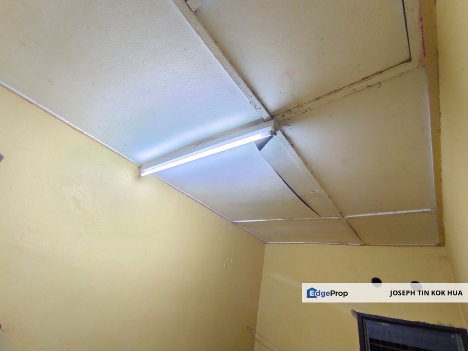 Rasa Utama 1 Storey Terrace House For Sale, Selangor, Rasa