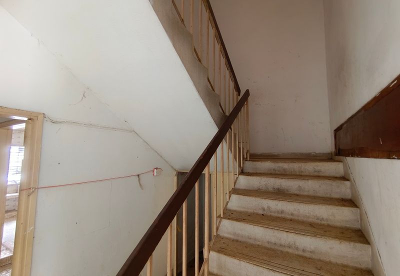 Oug 2 Storey Intermediate Terrace House Biggest Layout For Sale