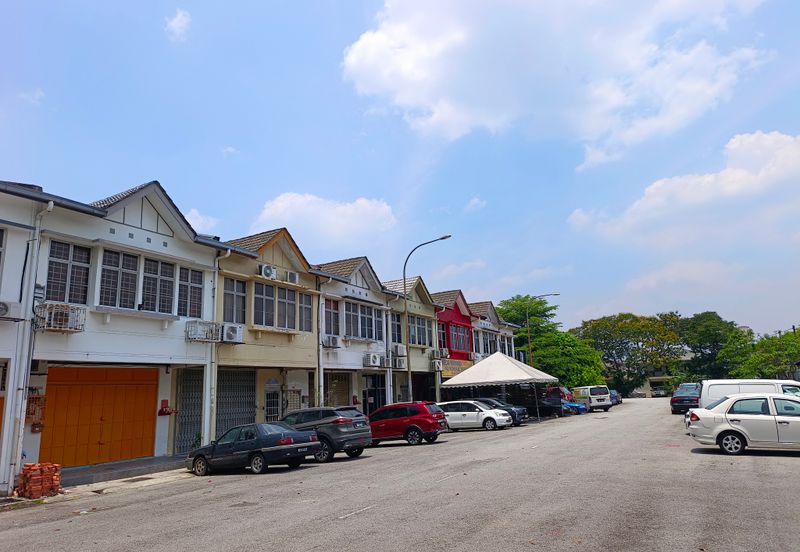 Taman Kinrara Seksyen 2