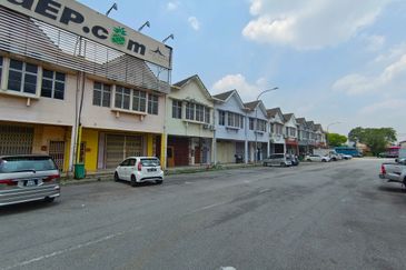 Taman Kinrara Seksyen 2