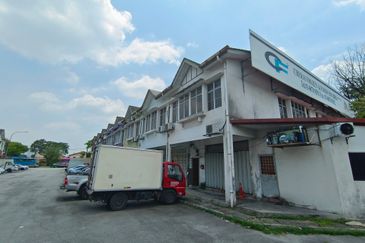 Taman Kinrara Seksyen 2