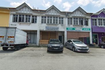 Taman Kinrara Seksyen 2