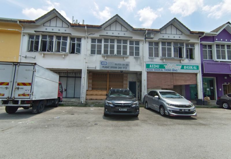 Taman Kinrara Seksyen 2