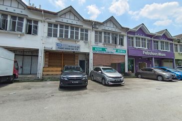 Taman Kinrara Seksyen 2