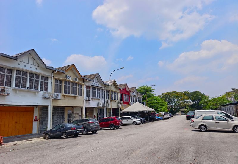 Taman Kinrara Seksyen 2