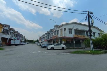 Taman Kinrara Seksyen 2